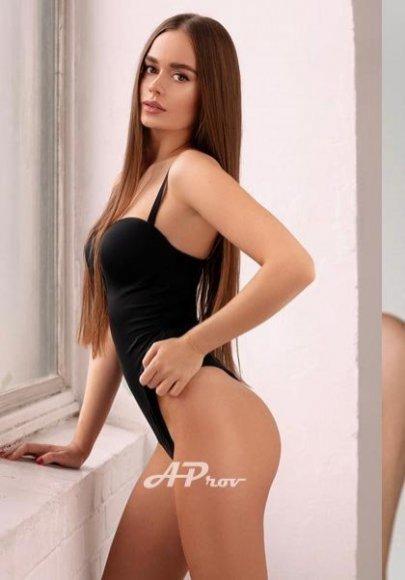 Polina, escort in Paris from Aprov Escort Agency.