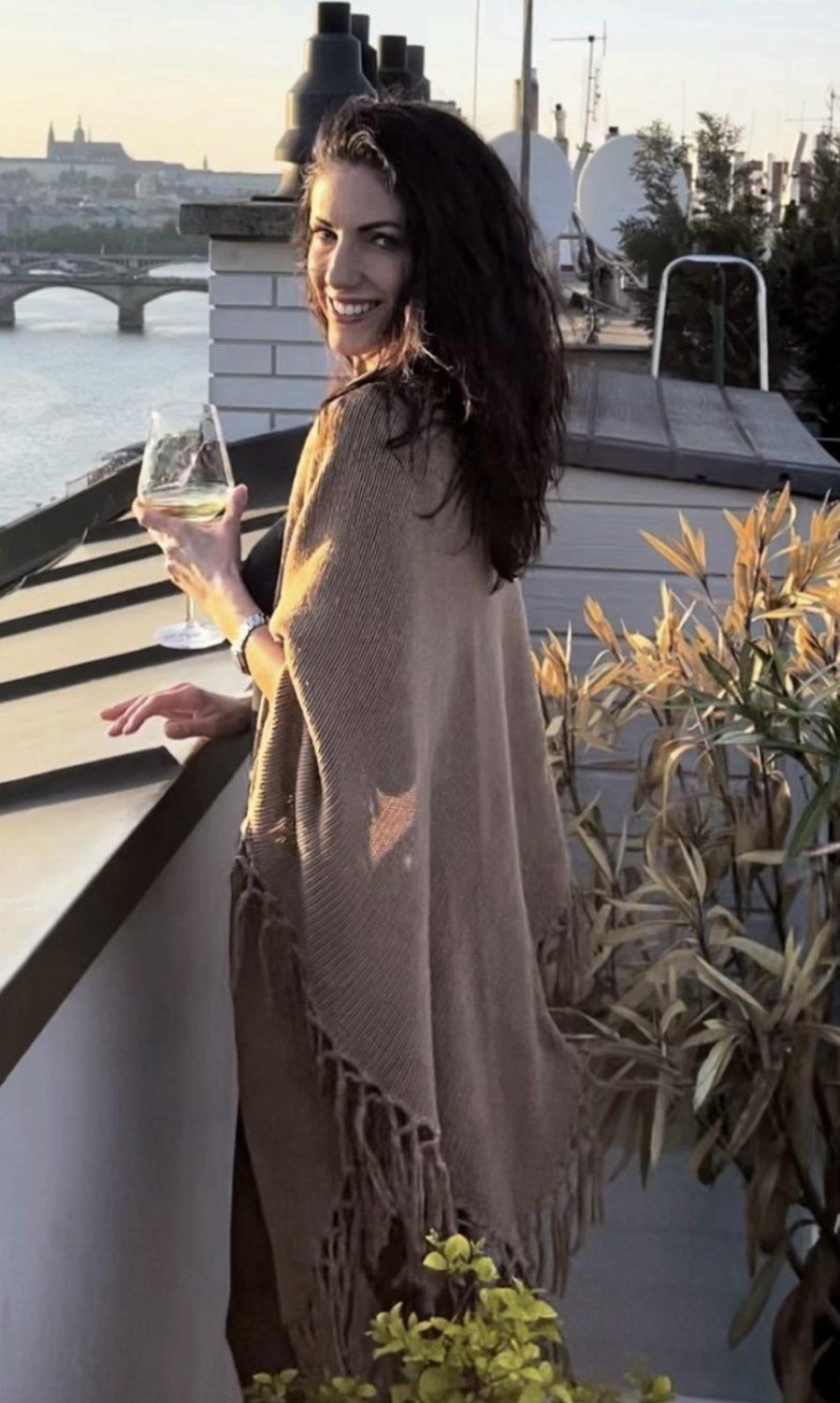 Katty, escort in Prague from Alit Group Agency.