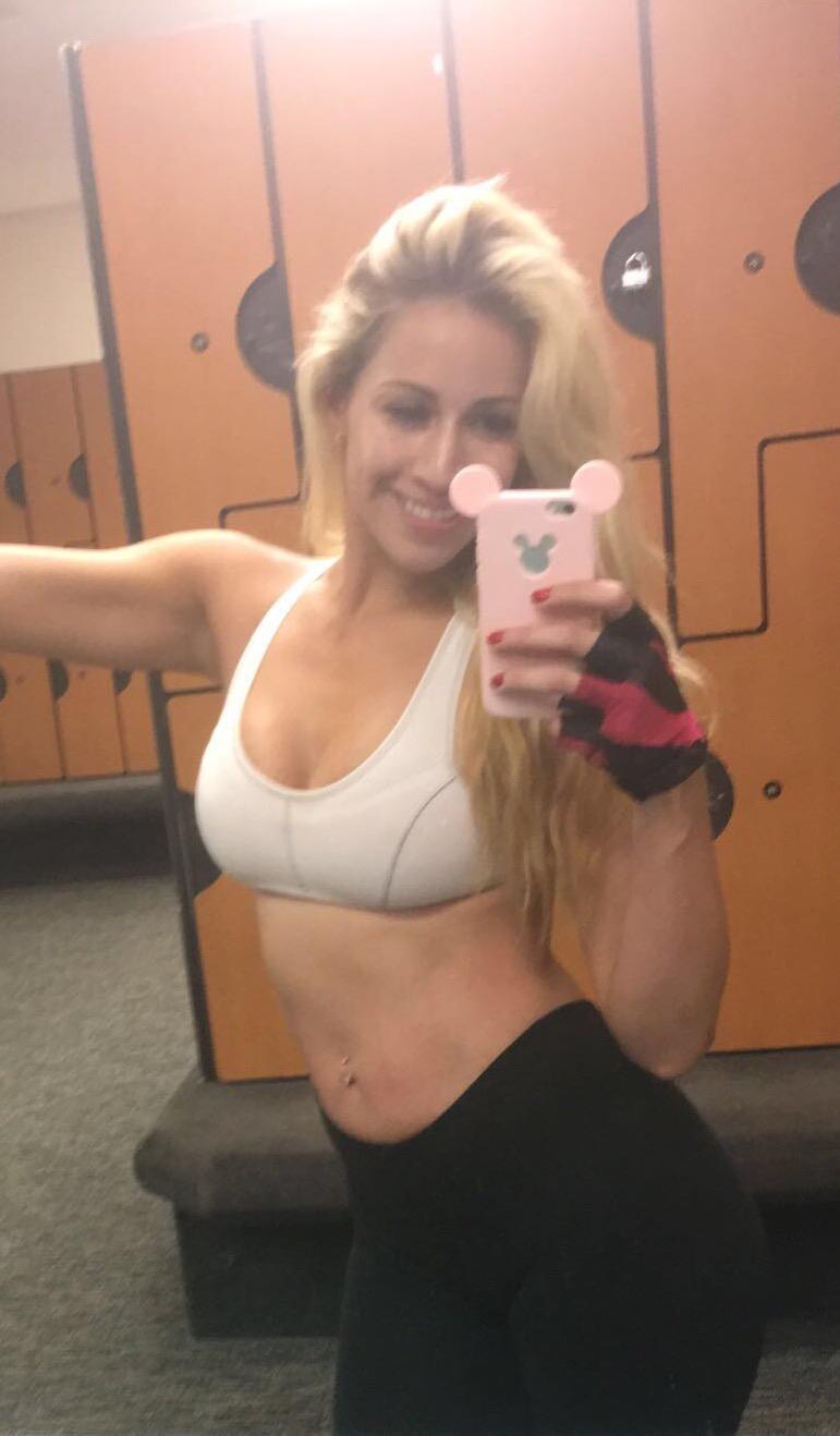 Rossana, escort in Miami from Hot Girls Miami.