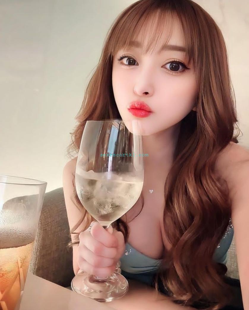 Li Jing, escort in Kuala Lumpur from Sex KL Escort Girl.