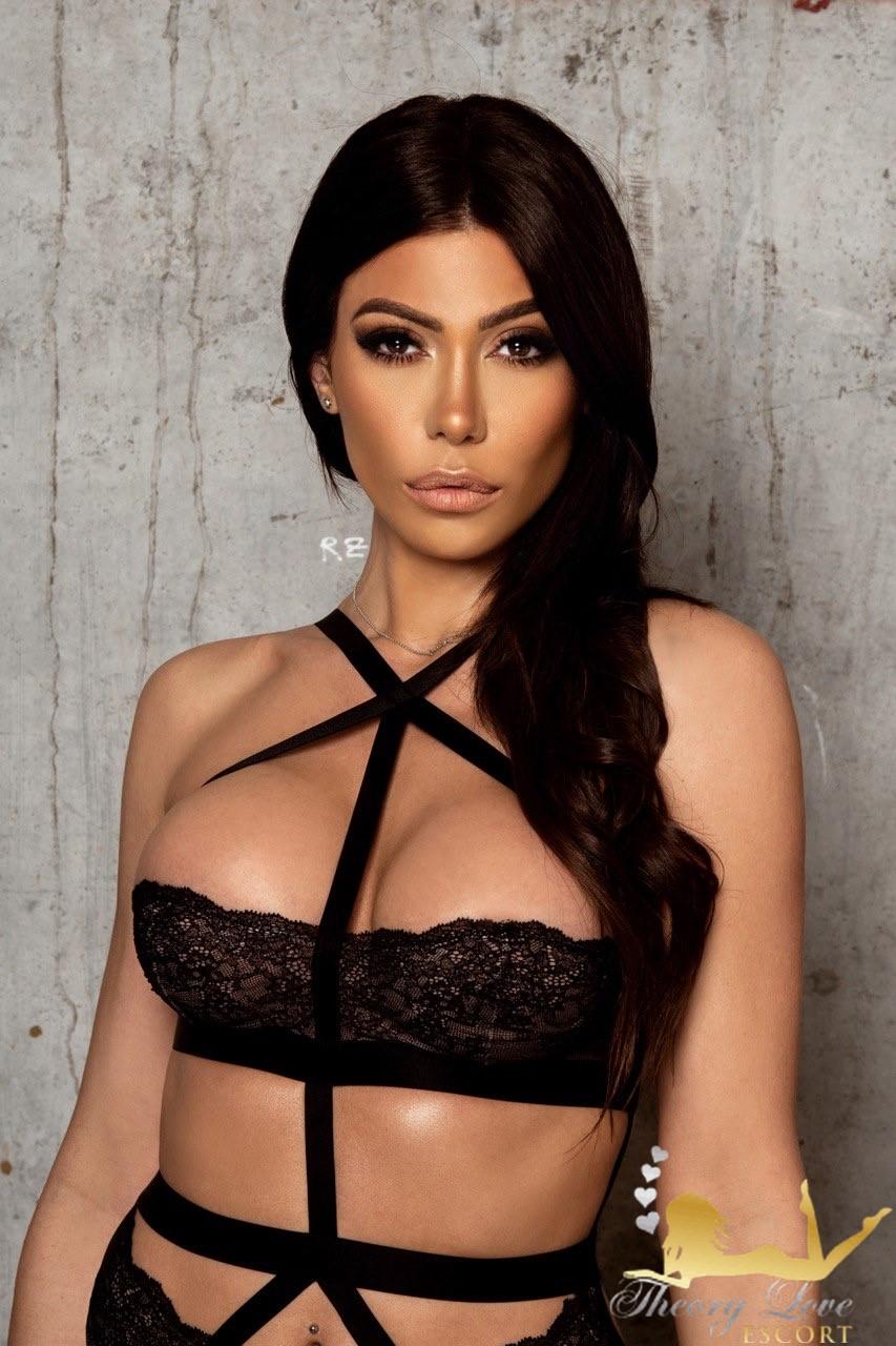 Zoe, escort in London from Theory Love Escort.