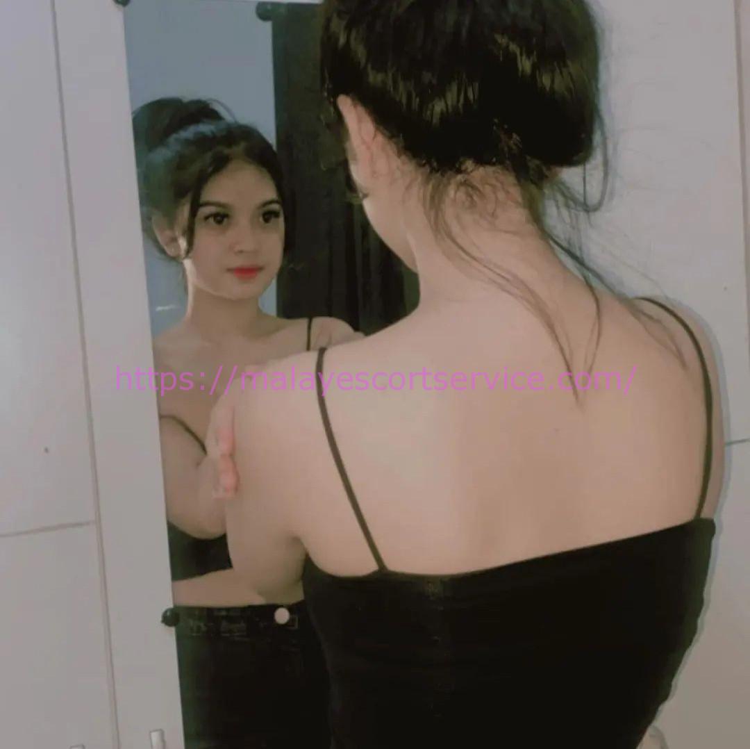 Mariam, escort in Kuala Lumpur from Malay Escort Service.