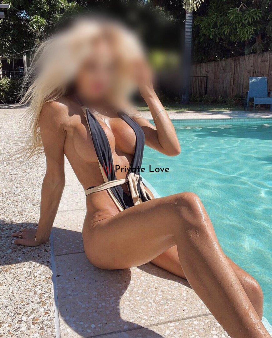 Angela, escort in Bucharest from Private Love.