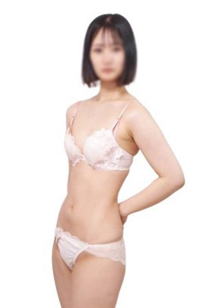 Koma, escort in Tokyo from Small Tits Paradise.