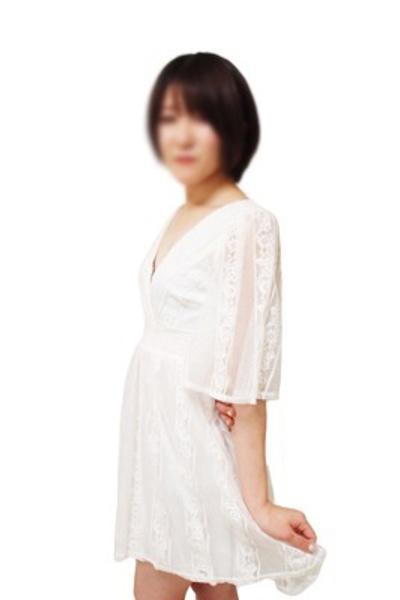Anri, escort in Tokyo from Small Tits Paradise.