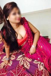 Rakhi's avatar