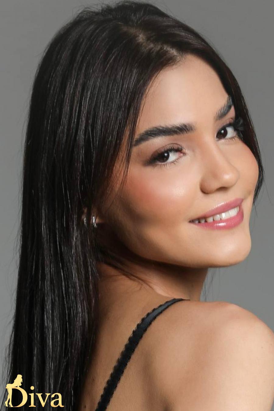 Laverca, escort in London from Diva Escort.