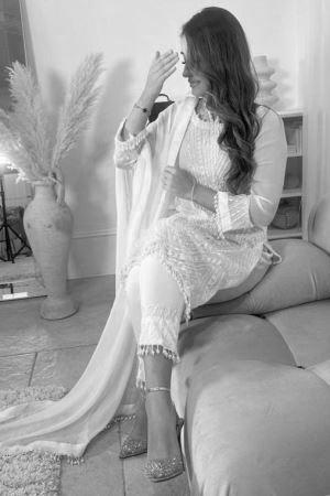 Sakina, escort in London from 1st Class Indian Escorts.