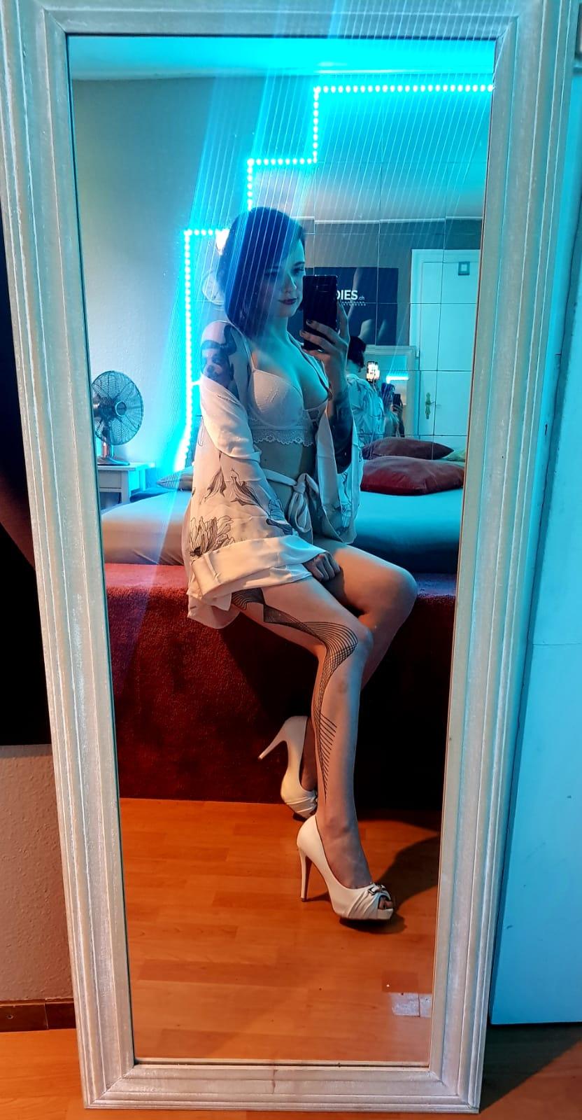 Nina, escort in Lucerne from Luzern-Models.