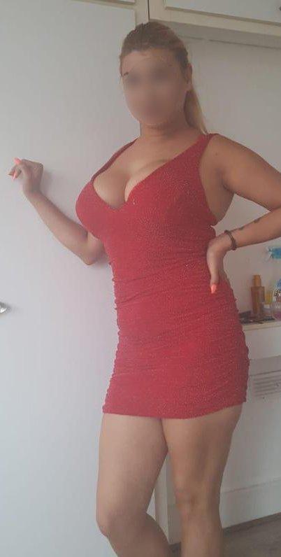 Sharna, escort in London from V London City Escorts.