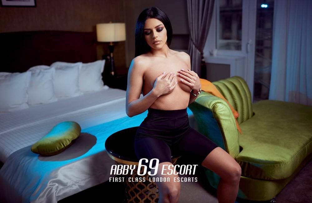 Analisa, escort in London from Abby 69 Escort.