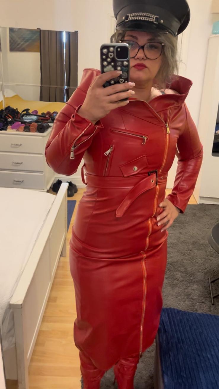 Mistress Charlotte, escort in London from Theory Love Escort.