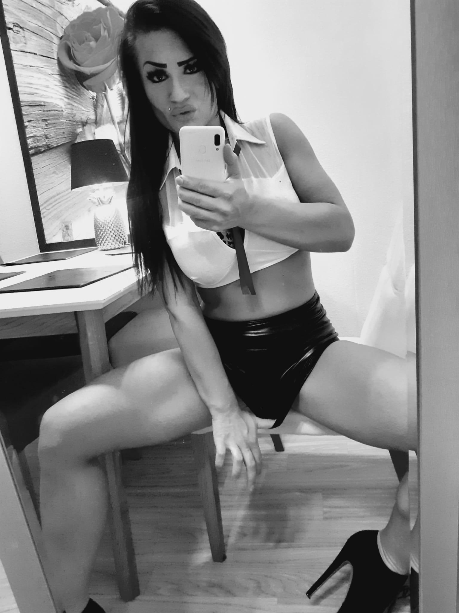 Liliana, escort in Lucerne from Luzern-Models.