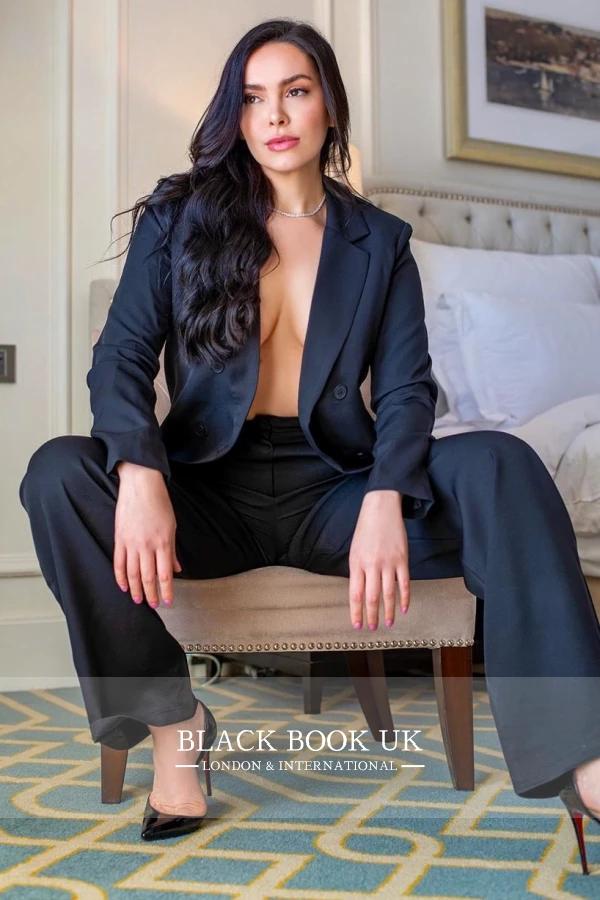 Kelly, escort in London from Black Book.