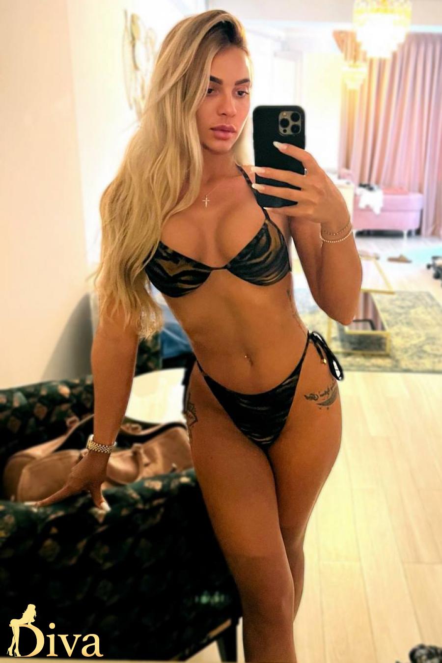 Mistress Innogen, escort in London from Diva Escort.