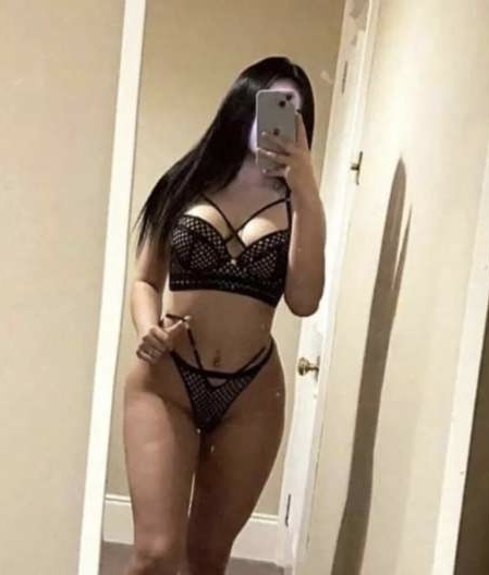 Party Sarah, independent escort in London.