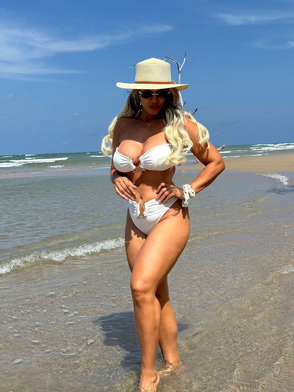 Laura, escort in  Santa Cruz de Tenerife from Girls Tenerife.