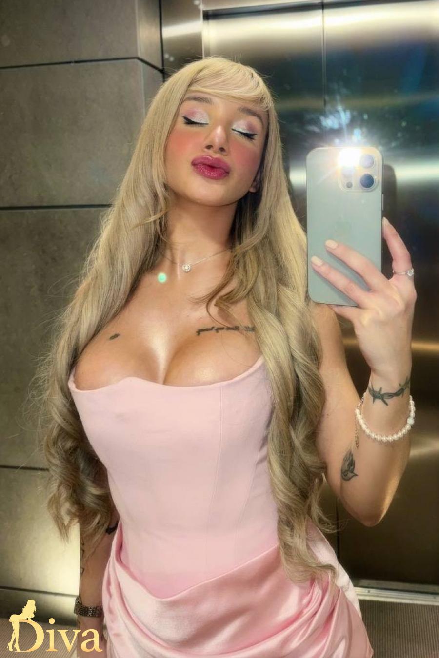 Anser, escort in London from Diva Escort.