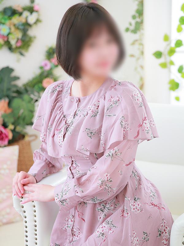 Yoru, escort in Tokyo from Milf Escort.