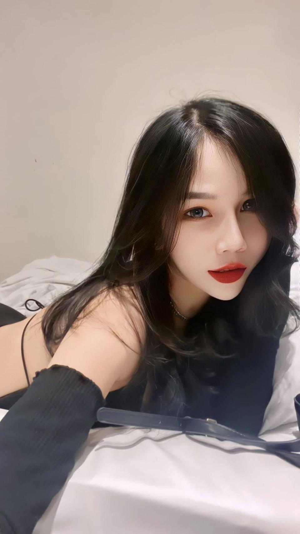 Yuri, escort in Bangkok from Escort Bangkok Services.