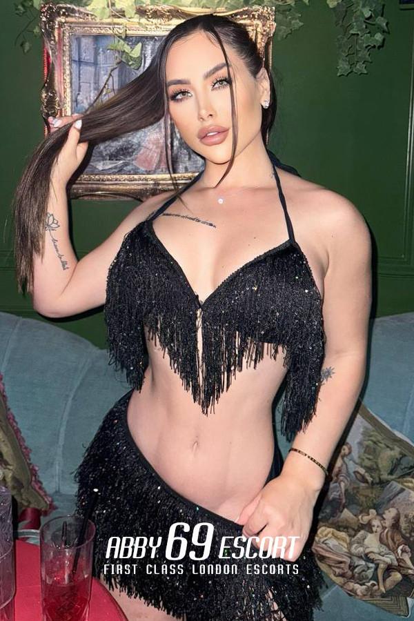 Vandini, escort in London from Abby 69 Escort.