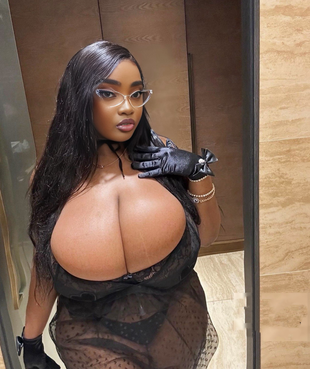 Ebony Big Boobs Rachael, independent escort in Dubai.