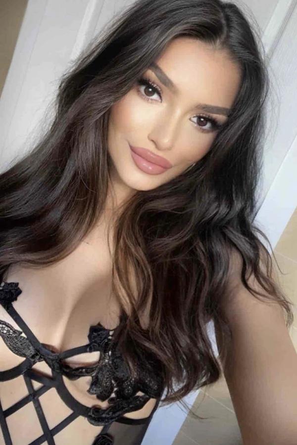 Kelly, escort in London from Admiral Escorts.