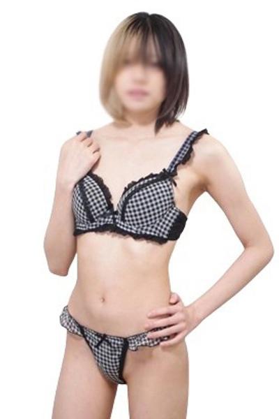 Yura, escort in Tokyo from Small Tits Paradise.